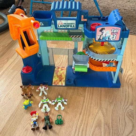 Imaginext Duke Caboom Stunt Playset, Toy Story 4 | Disney Store